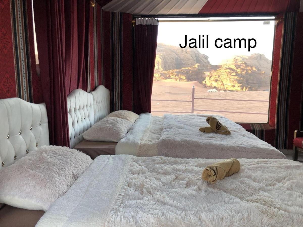 Desert Island Camp Wadi Rum Bagian luar foto
