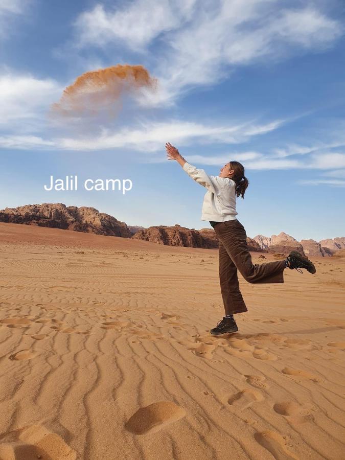 Desert Island Camp Wadi Rum Bagian luar foto